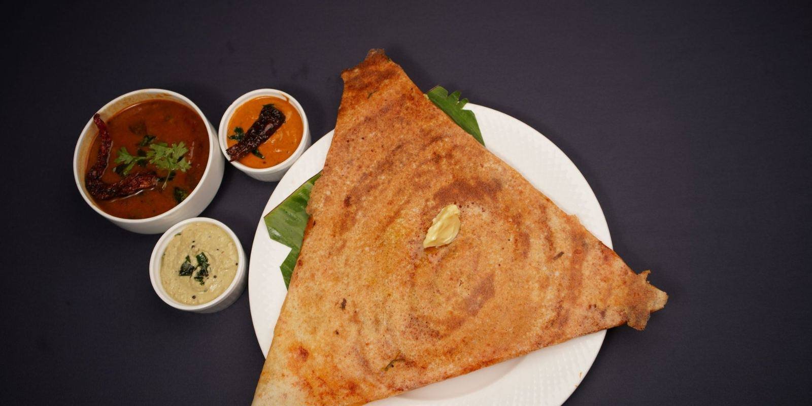 Crispy golden dosa paper (dosa papad) served with chutney